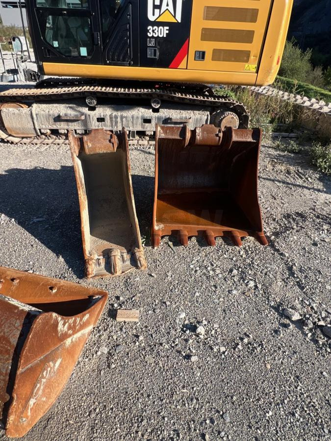 KATO HD 514MR-7 - Vikšrinis ekskavatorius: foto 5 KATO HD 514MR-7 - Vikšrinis ekskavatorius: foto 5