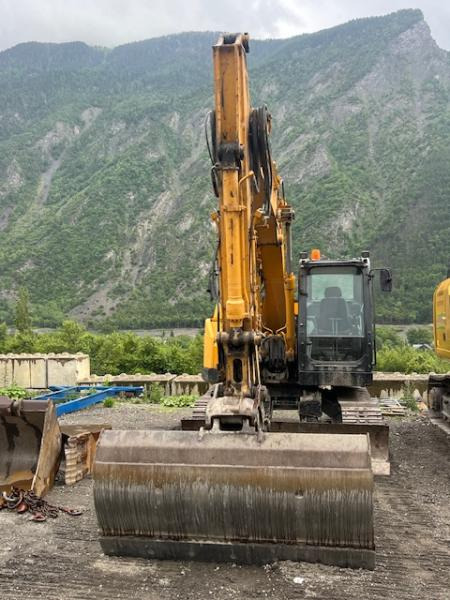 KATO HD 514MR-7 - Vikšrinis ekskavatorius: foto 4 KATO HD 514MR-7 - Vikšrinis ekskavatorius: foto 4