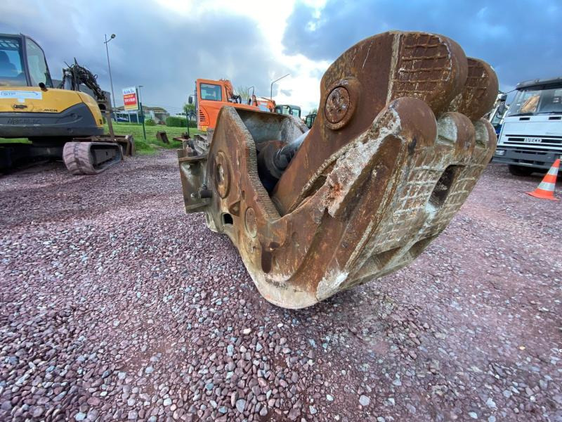 MBI BROYEUR BETON POUR PELLE 21-27 T - Hidraulinės žirklės - Statybinė technika: foto 4 MBI BROYEUR BETON POUR PELLE 21-27 T - Hidraulinės žirklės - Statybinė technika: foto 4