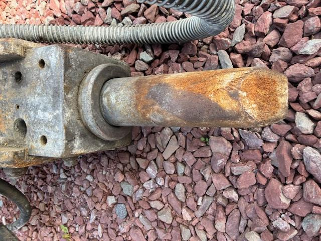 MONTABERT 125 - Hidraulinis kūjis: foto 5 MONTABERT 125 - Hidraulinis kūjis: foto 5