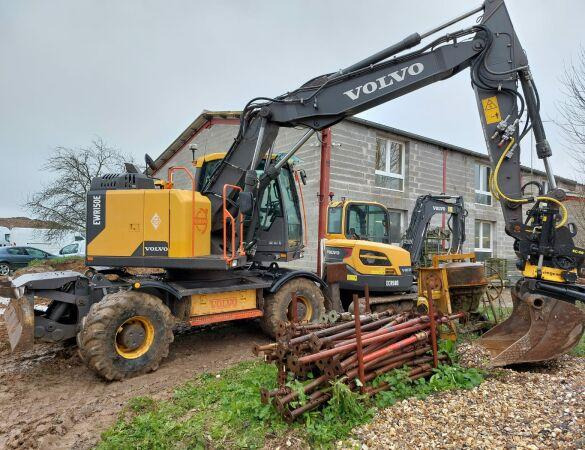 Volvo EWR150 E - Ratinis ekskavatorius: foto 1 Volvo EWR150 E - Ratinis ekskavatorius: foto 1