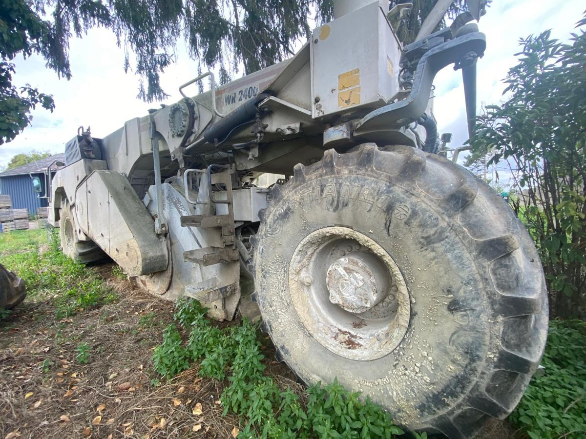 WIRTGEN WR 2400 - Grunto stabilizatorius: foto 3 WIRTGEN WR 2400 - Grunto stabilizatorius: foto 3