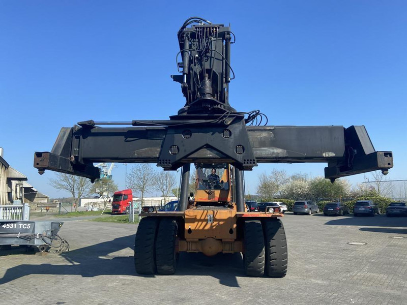 Kalmar DC4160RS4 - Stelažų krautuvas: foto 2 Kalmar DC4160RS4 - Stelažų krautuvas: foto 2