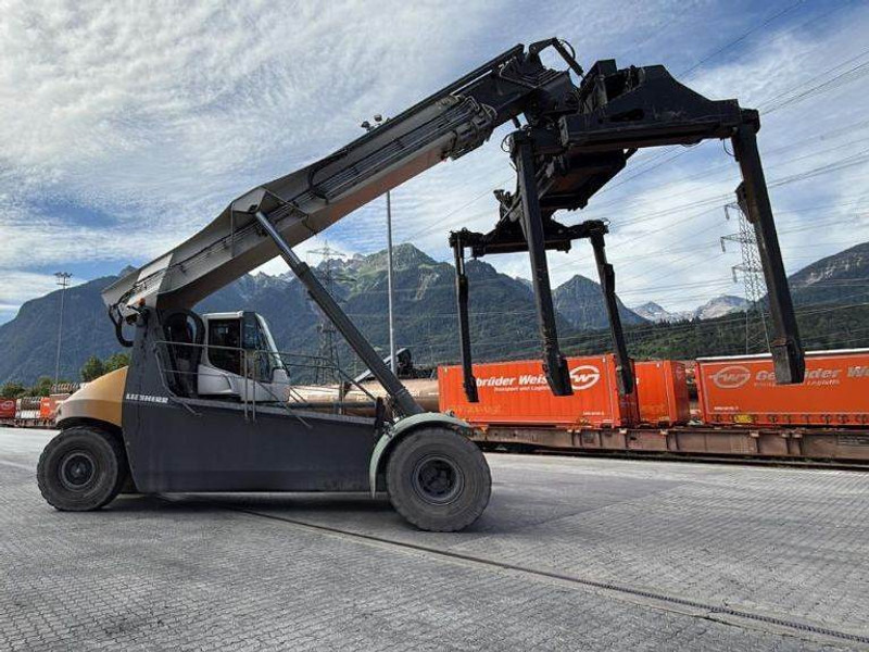Liebherr LRS545 Intermodal - Stelažų krautuvas: foto 3 Liebherr LRS545 Intermodal - Stelažų krautuvas: foto 3