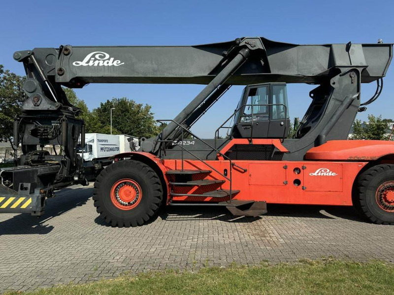 Linde C4234TL - Stelažų krautuvas: foto 1 Linde C4234TL - Stelažų krautuvas: foto 1