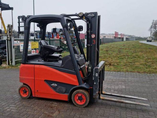 Linde E16PH - Elektrinis krautuvas: foto 4 Linde E16PH - Elektrinis krautuvas: foto 4