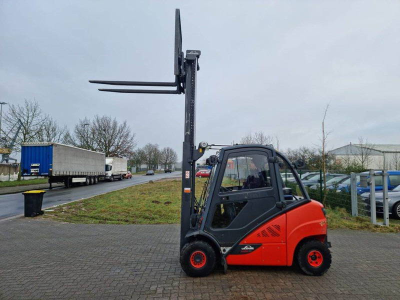 Linde H25D-02 - Dyzelinis krautuvas: foto 2 Linde H25D-02 - Dyzelinis krautuvas: foto 2