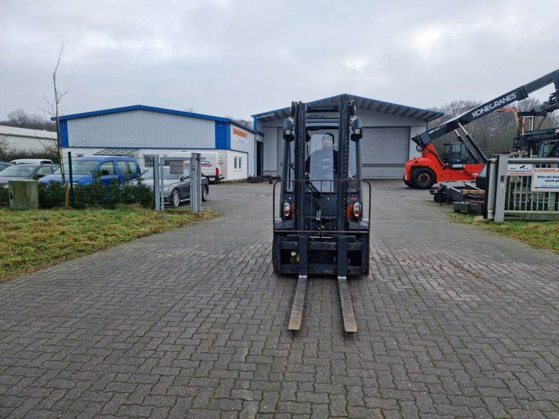 Linde H25D-02 - Dyzelinis krautuvas: foto 3 Linde H25D-02 - Dyzelinis krautuvas: foto 3