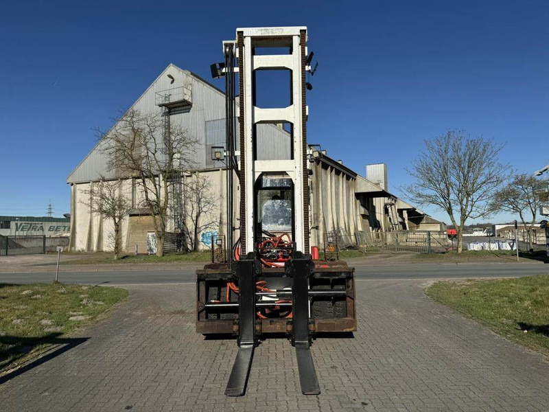 Svetruck 13.6-120-32 - Dyzelinis krautuvas: foto 3 Svetruck 13.6-120-32 - Dyzelinis krautuvas: foto 3