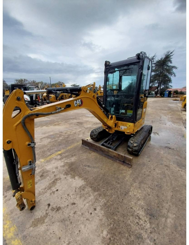 CAT 302 - Vikšrinis ekskavatorius: foto 1 CAT 302 - Vikšrinis ekskavatorius: foto 1
