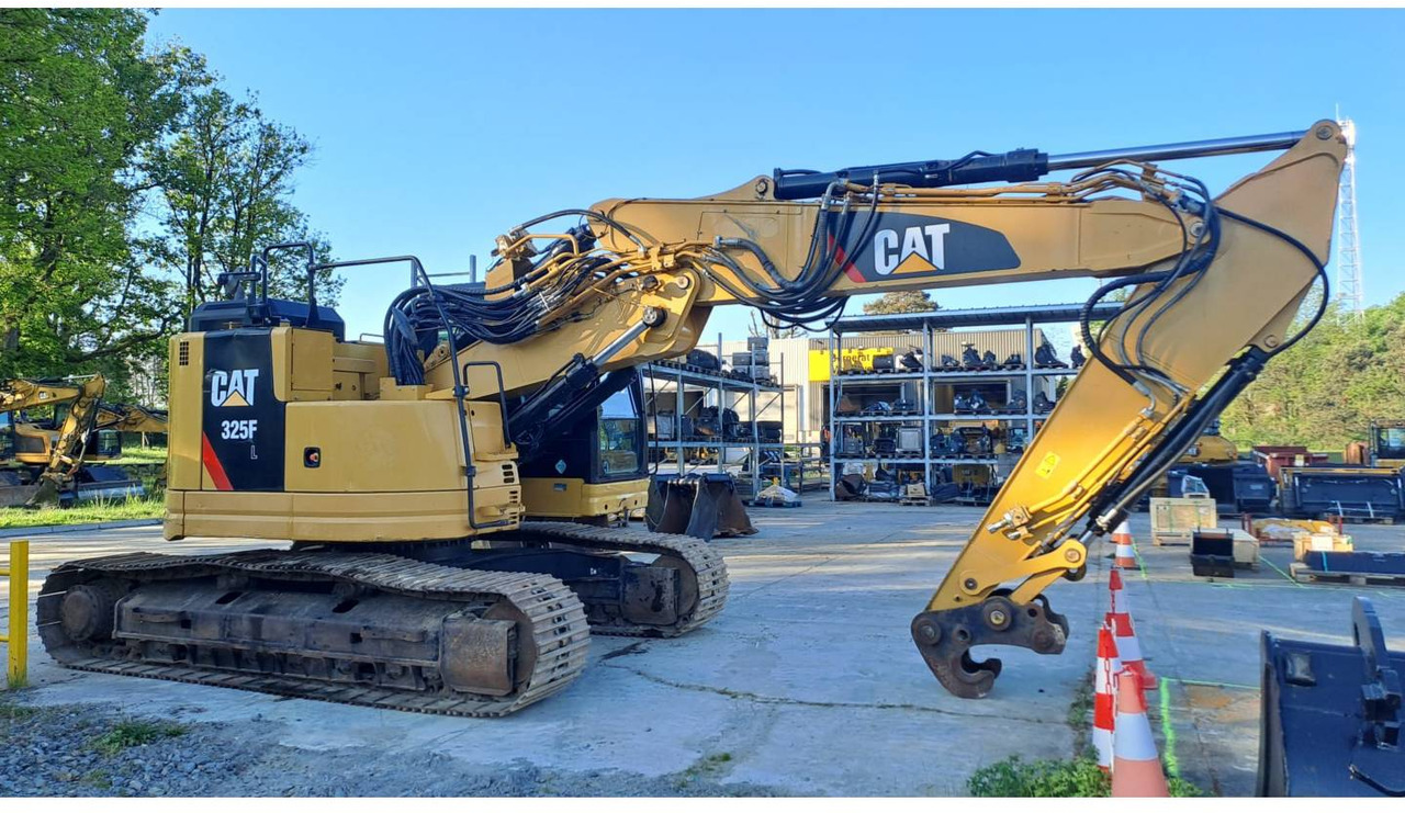 CAT 325F CR - Vikšrinis ekskavatorius: foto 1 CAT 325F CR - Vikšrinis ekskavatorius: foto 1