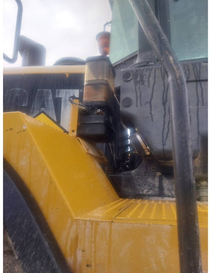 Ratinis krautuvas CAT 972K: foto 16