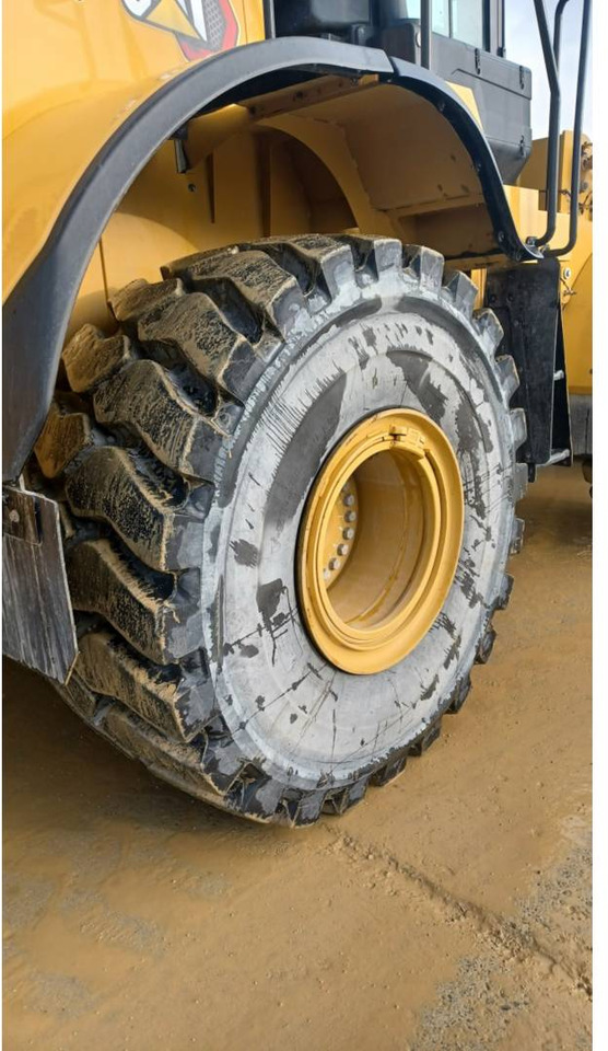 Ratinis krautuvas CAT 972M: foto 16