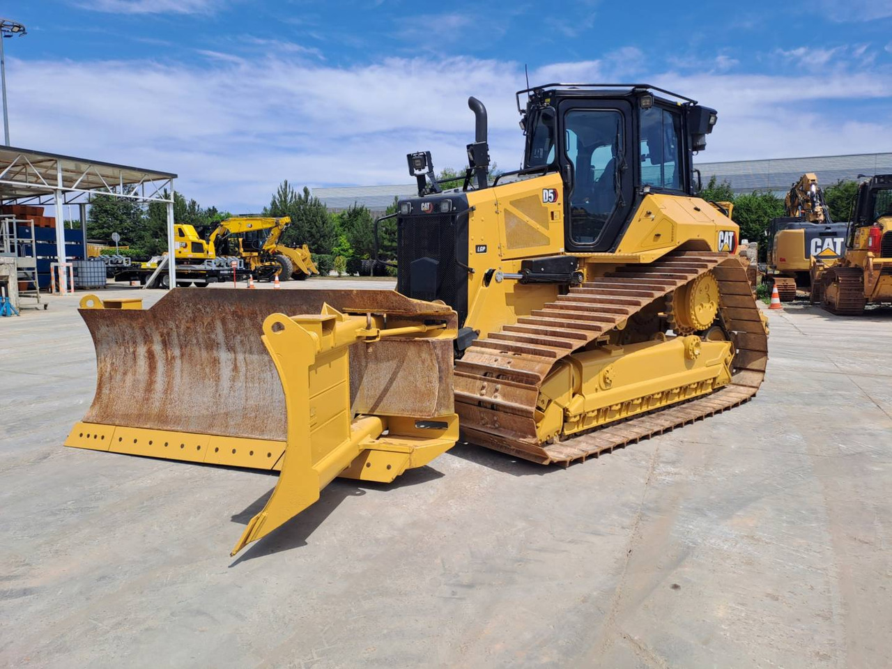 CAT D5 - Buldozeris: foto 4 CAT D5 - Buldozeris: foto 4