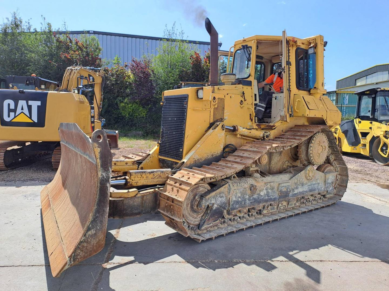 CAT D5H - Buldozeris: foto 1 CAT D5H - Buldozeris: foto 1
