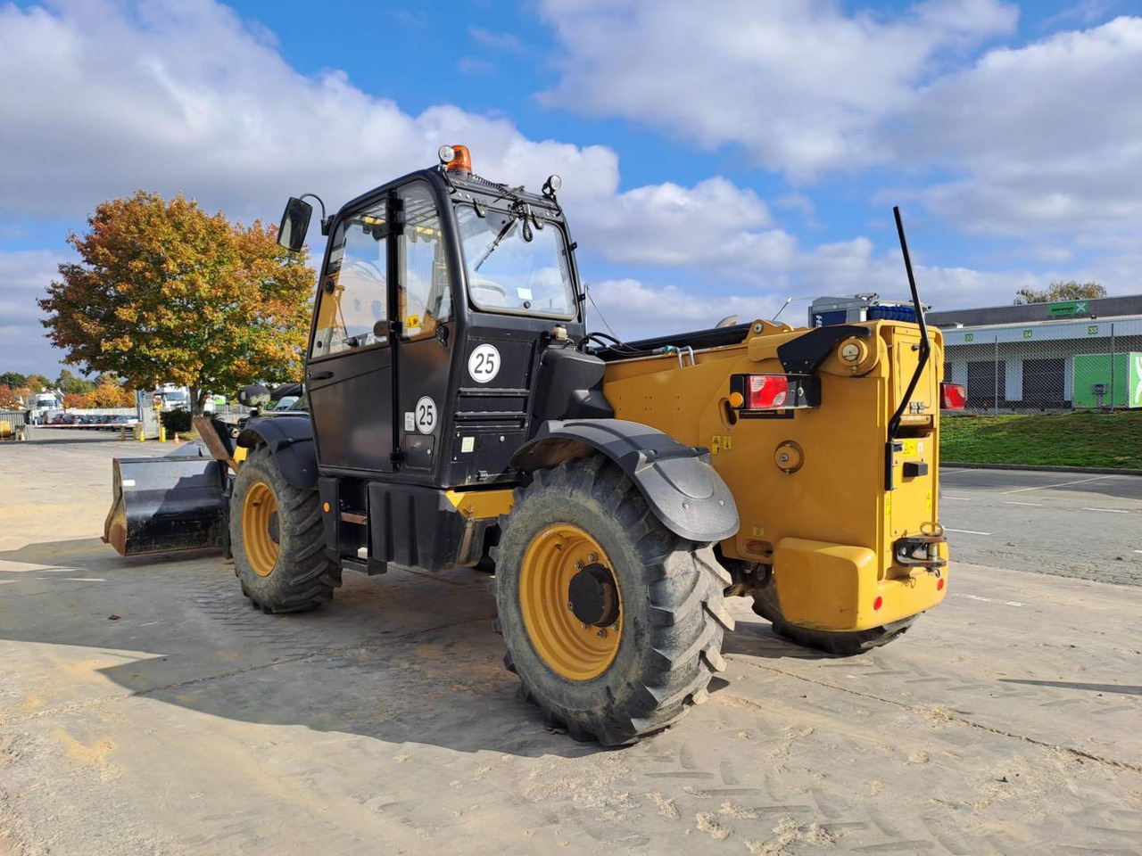 CAT TH314D - Teleskopinis krautuvas: foto 4 CAT TH314D - Teleskopinis krautuvas: foto 4