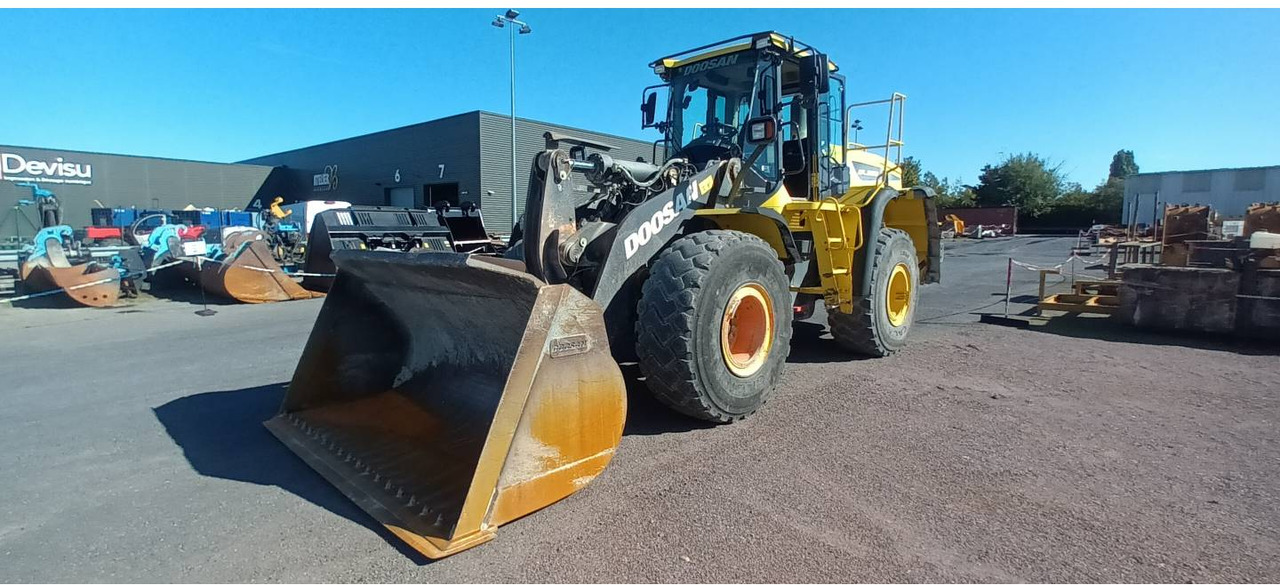 DOOSAN INFRACORE AMERICA CORP. DL300.5 - Ratinis krautuvas: foto 1 DOOSAN INFRACORE AMERICA CORP. DL300.5 - Ratinis krautuvas: foto 1