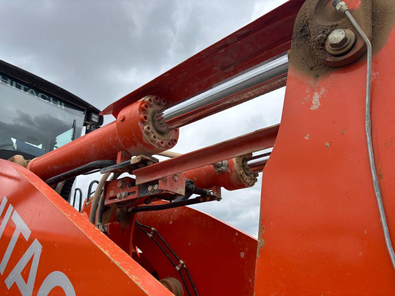 Ratinis krautuvas HITACHI ZW370.6: foto 21