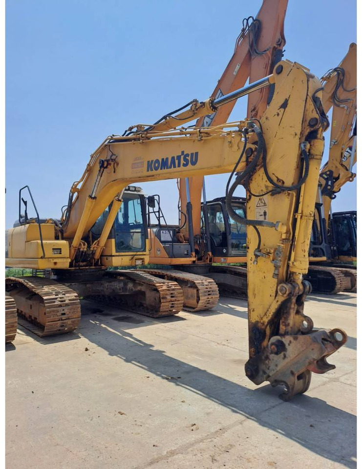 KOMATSU PC210LC - Vikšrinis ekskavatorius: foto 2 KOMATSU PC210LC - Vikšrinis ekskavatorius: foto 2