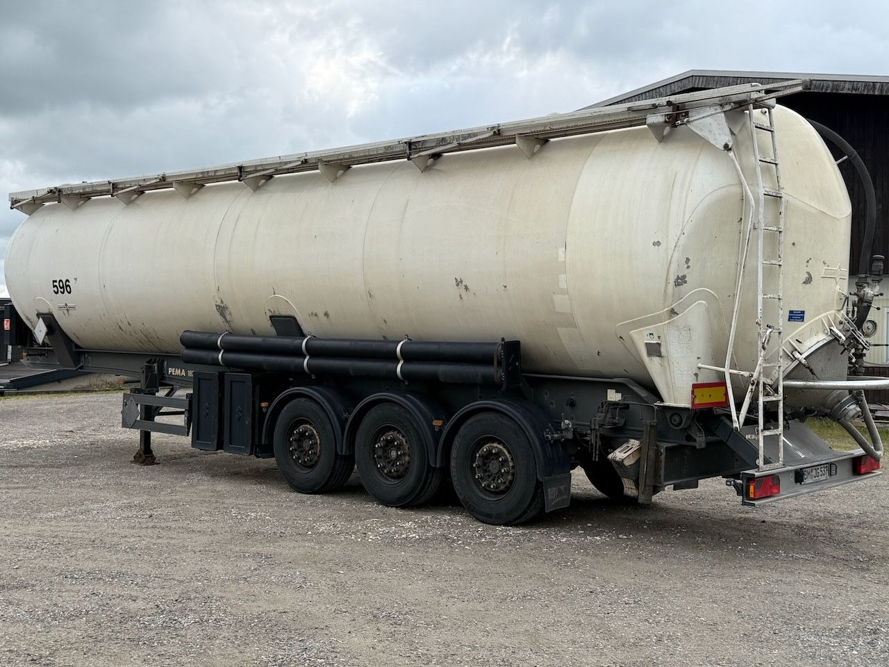 Spitzer SK 2760 CAL Kippsilo - Silo cisterna: foto 5 Spitzer SK 2760 CAL Kippsilo - Silo cisterna: foto 5