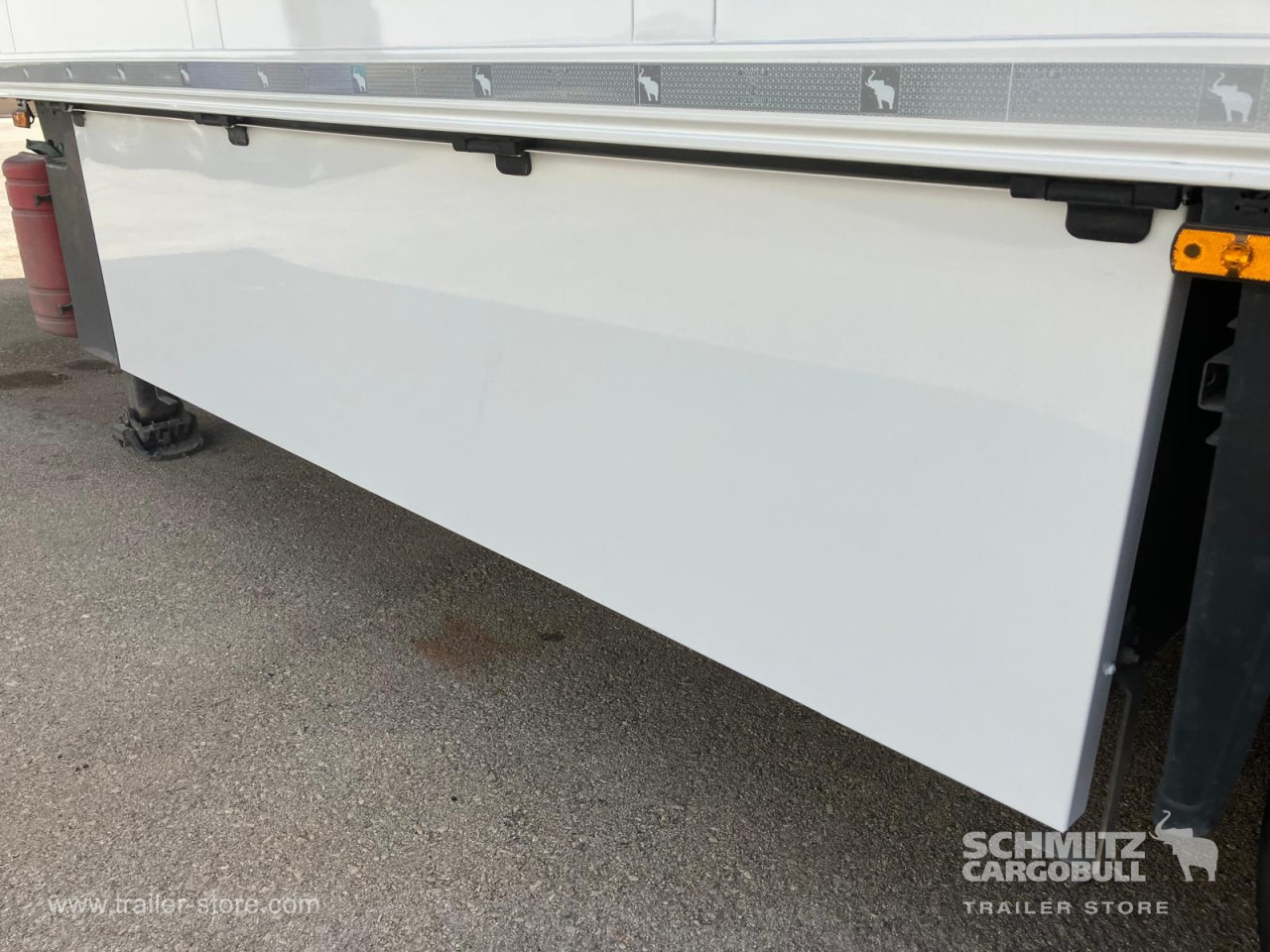 SCHMITZ Semiremolque Frigo Standard Double deck - Izoterminis puspriekabė: foto 3 SCHMITZ Semiremolque Frigo Standard Double deck - Izoterminis puspriekabė: foto 3