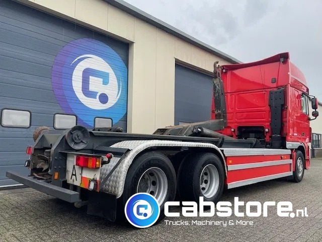 DAF XF 105 .460 FAS Euro 5 - Haakarmsysteem - Hooklift - Abrolkipper - Year 2006 - TUV 05-2025 - Hook-lift sunkvežimis: foto 3 DAF XF 105 .460 FAS Euro 5 - Haakarmsysteem - Hooklift - Abrolkipper - Year 2006 - TUV 05-2025 - Hook-lift sunkvežimis: foto 3