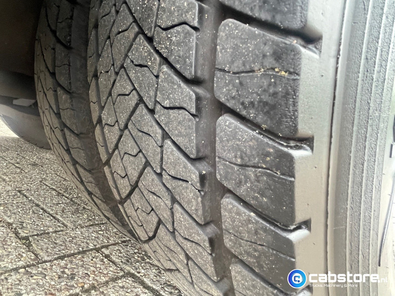 Furgonas sunkvežimis MAN TGL 12.180 4x2 Euro 6 Bakwagen MAN TGL 12.180 Bakwagen Euro 6 - Bouwjaar 2016 - Km  394.831 - Laadklep - Good condition: foto 17