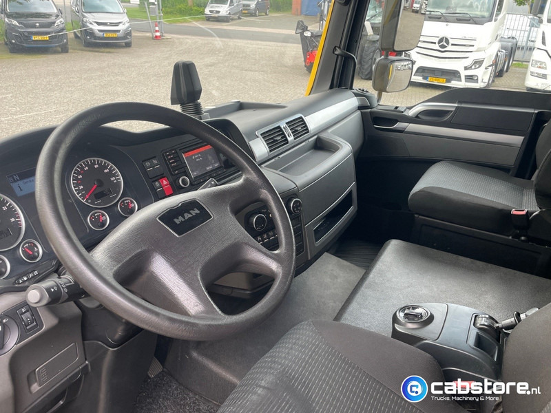 Furgonas sunkvežimis MAN TGL 12.180 4x2 Euro 6 Bakwagen MAN TGL 12.180 Bakwagen Euro 6 - Bouwjaar 2016 - Km  394.831 - Laadklep - Good condition: foto 8
