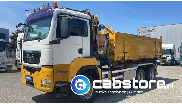 MAN TGS 26.440 6X6 BB EEV MAN TGS 26.440 Euro 5 EEV - 6X6 - Laadkraan - Kipper - Kabelsysteem - Bouwjaar 2010 - Km 657.509 - APK tot 22-11-2025 !! - Sunkvežimis su kranu: foto 2 MAN TGS 26.440 6X6 BB EEV MAN TGS 26.440 Euro 5 EEV - 6X6 - Laadkraan - Kipper - Kabelsysteem - Bouwjaar 2010 - Km 657.509 - APK tot 22-11-2025 !! - Sunkvežimis su kranu: foto 2