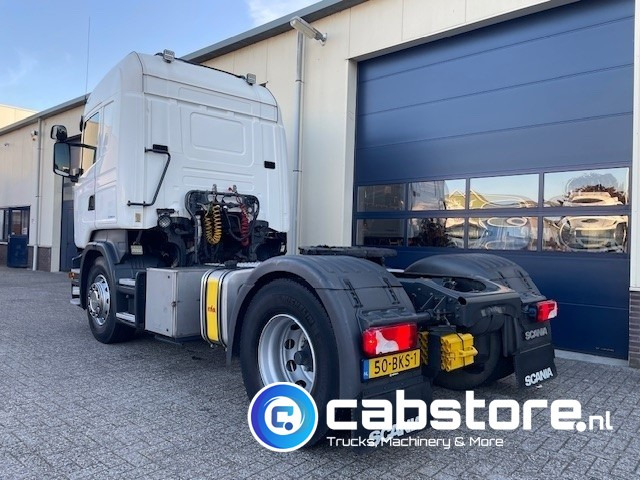 Scania R450 LA4X2MNA Euro 6 - Retarder - Hydraulic unit - km 564.323 !! - Differentieelslot - Bouwjaar 2015 - Highline cabine - Vilkikas: foto 3 Scania R450 LA4X2MNA Euro 6 - Retarder - Hydraulic unit - km 564.323 !! - Differentieelslot - Bouwjaar 2015 - Highline cabine - Vilkikas: foto 3