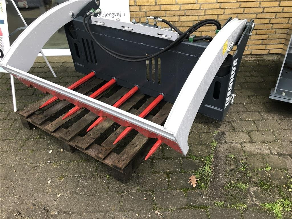 Sonarol Balleskære RB SNR 1600 - Traktorius - frontalinis krautuvas: foto 4 Sonarol Balleskære RB SNR 1600 - Traktorius - frontalinis krautuvas: foto 4