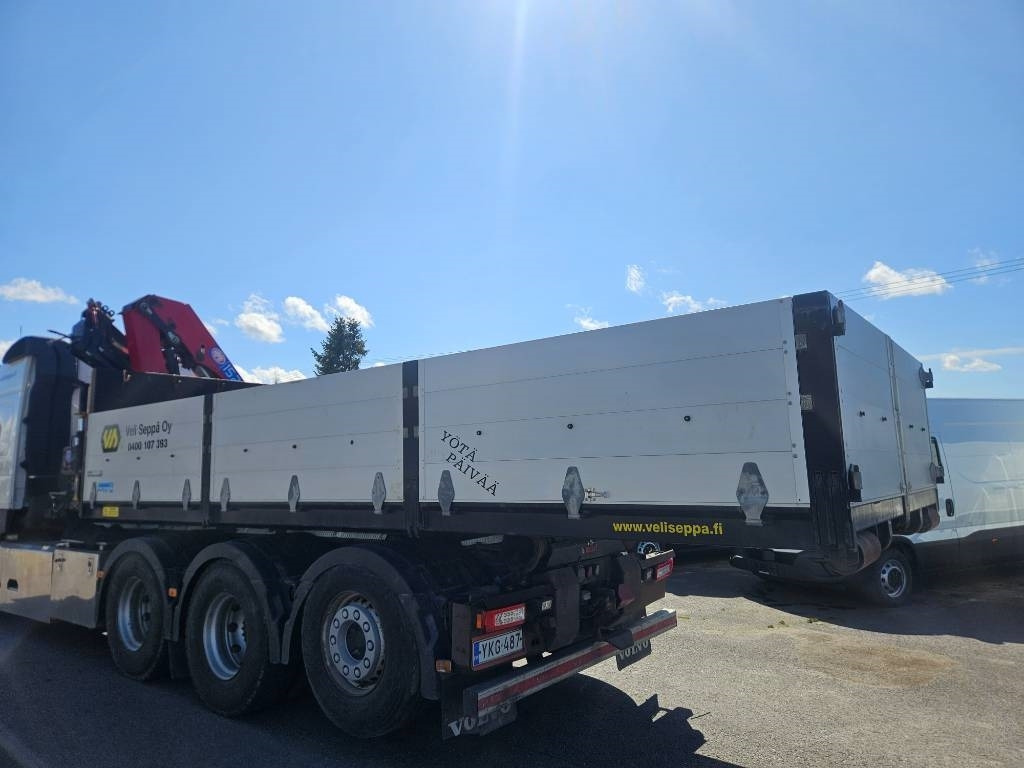 HMF 1520 K4 lisähydrauliikalla  - Bortinis kėbulas: foto 4 HMF 1520 K4 lisähydrauliikalla  - Bortinis kėbulas: foto 4