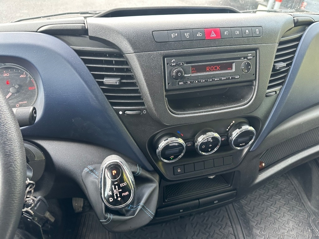 Krovininis mikroautobusas Iveco 35S14N Kylmäkone: foto 13