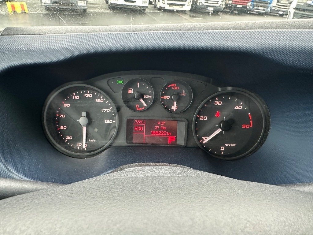 Krovininis mikroautobusas Iveco 35S14N Kylmäkone: foto 14
