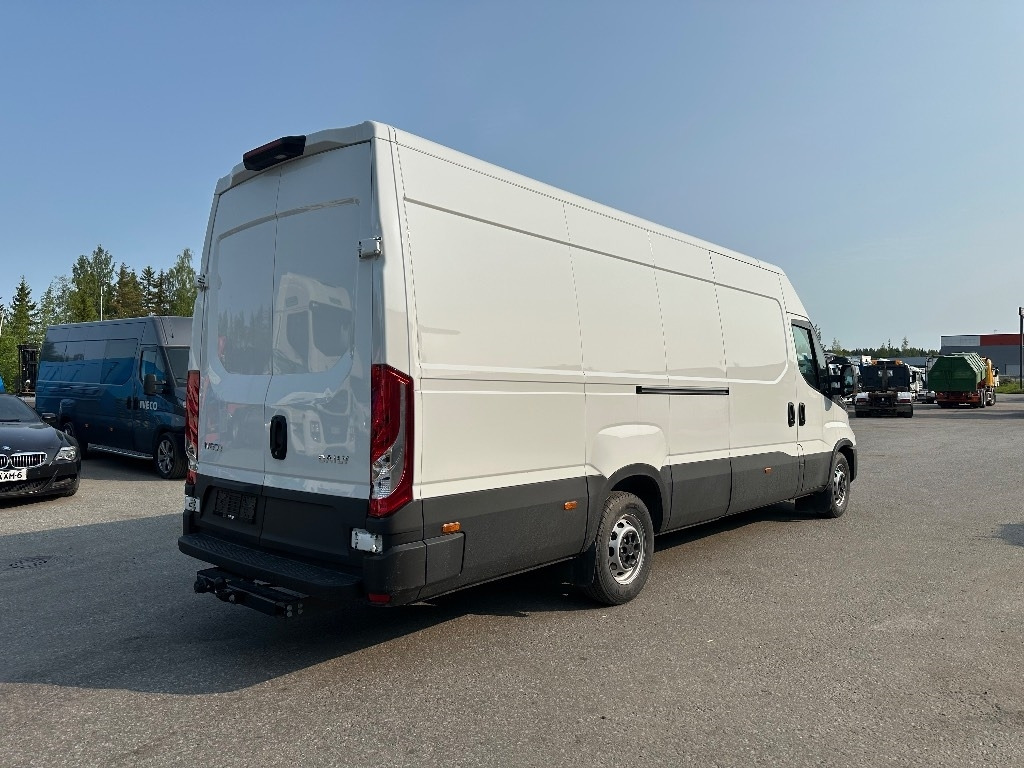 Iveco Daily 35S16A8 16m3 - Krovininis mikroautobusas: foto 3 Iveco Daily 35S16A8 16m3 - Krovininis mikroautobusas: foto 3