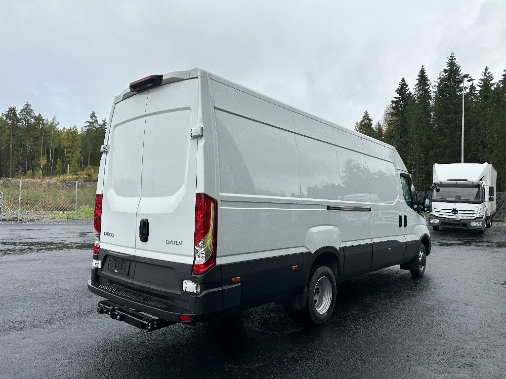 Iveco Daily 50C18A8 16m3 - Krovininis mikroautobusas: foto 4 Iveco Daily 50C18A8 16m3 - Krovininis mikroautobusas: foto 4
