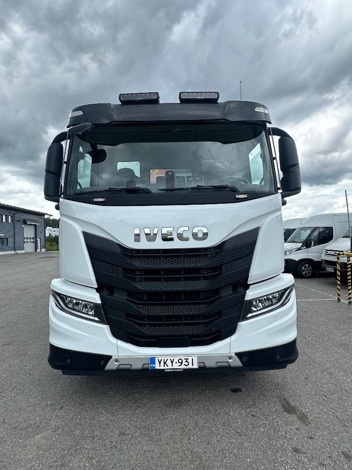 Iveco S-Way AD 260S48 - Sunkvežimis su kranu: foto 2 Iveco S-Way AD 260S48 - Sunkvežimis su kranu: foto 2