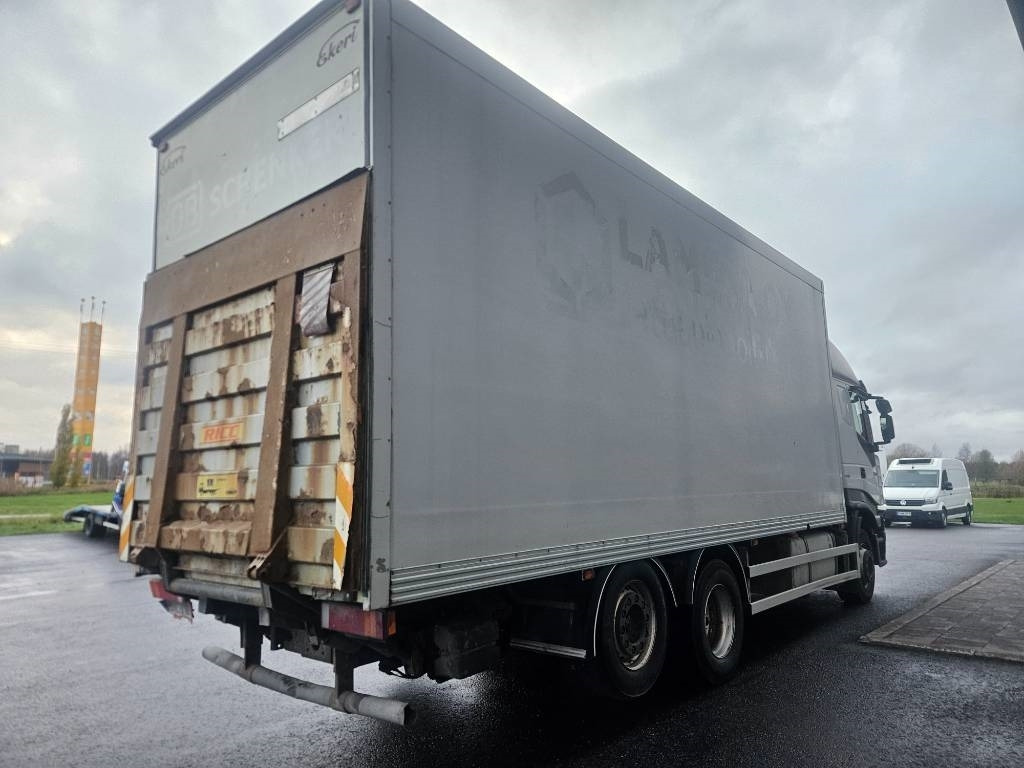 Iveco Stralis 6x2 - Furgonas sunkvežimis: foto 3 Iveco Stralis 6x2 - Furgonas sunkvežimis: foto 3