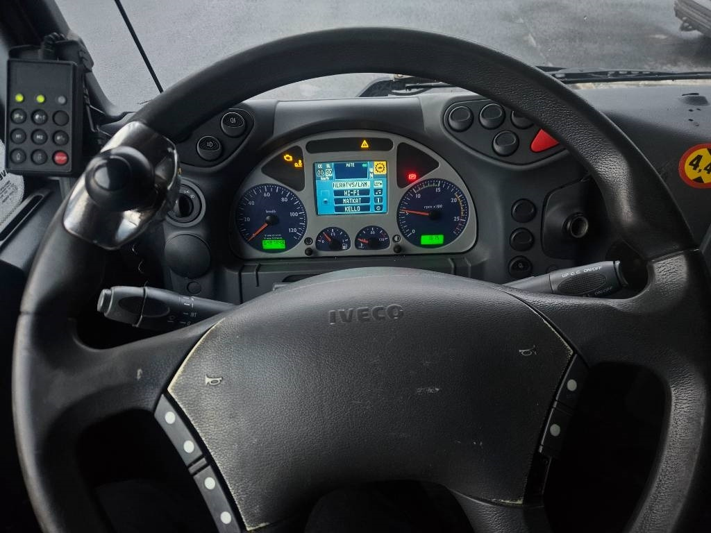 Furgonas sunkvežimis Iveco Stralis 6x2: foto 15