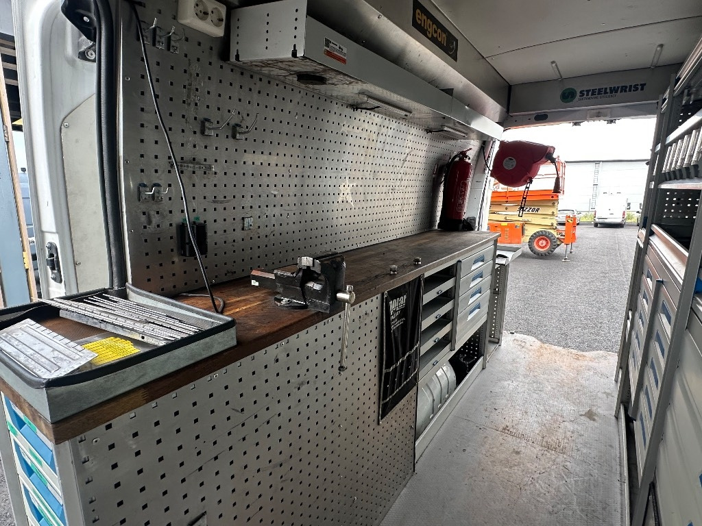 Renault Master huoltoauto varusteineen lizingą Renault Master huoltoauto varusteineen: foto 11 Renault Master huoltoauto varusteineen lizingą Renault Master huoltoauto varusteineen: foto 11