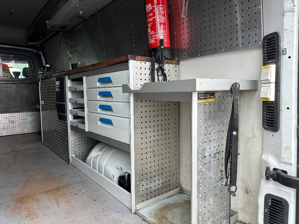 Renault Master huoltoauto varusteineen lizingą Renault Master huoltoauto varusteineen: foto 7 Renault Master huoltoauto varusteineen lizingą Renault Master huoltoauto varusteineen: foto 7