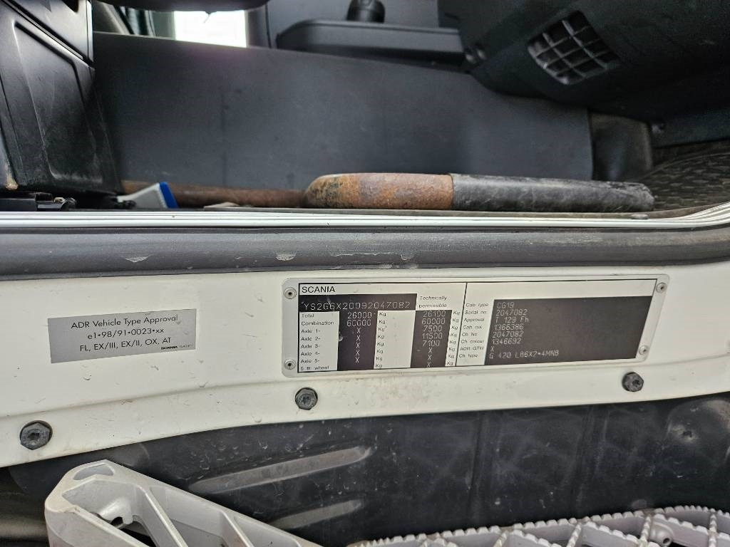 Konteineris-vežimus/ Sukeisti kūną sunkvežimis Scania G420 6x2*4: foto 12