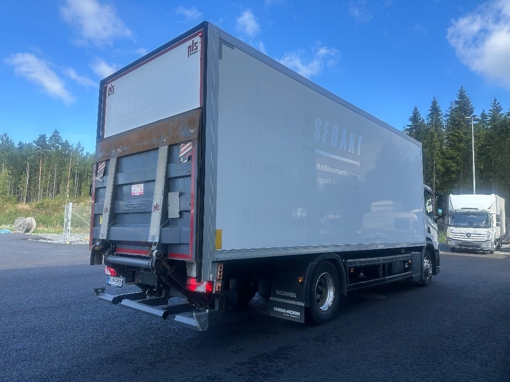 Scania P250 - Furgonas sunkvežimis: foto 4 Scania P250 - Furgonas sunkvežimis: foto 4