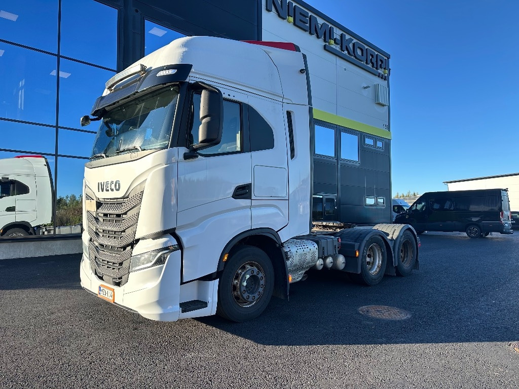 Iveco S-Way AS440X57 TZ/P 6x4 HCT  - Vilkikas: foto 1 Iveco S-Way AS440X57 TZ/P 6x4 HCT  - Vilkikas: foto 1