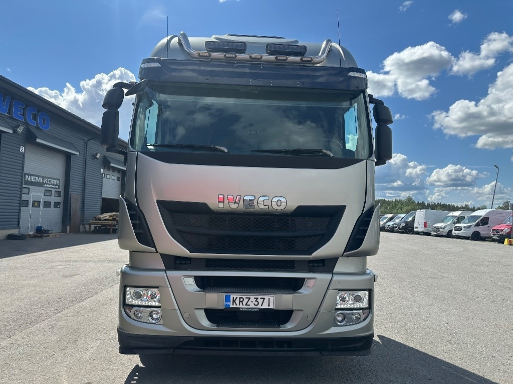 Iveco Stralis AS440S560 6x2 - Vilkikas: foto 2 Iveco Stralis AS440S560 6x2 - Vilkikas: foto 2