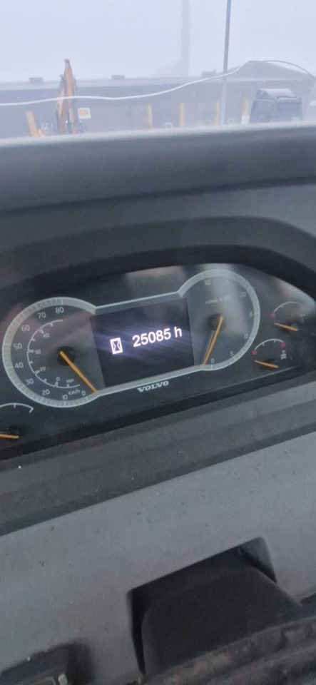 Volvo A40 F FS - Šarnyrinis savivartis: foto 4 Volvo A40 F FS - Šarnyrinis savivartis: foto 4