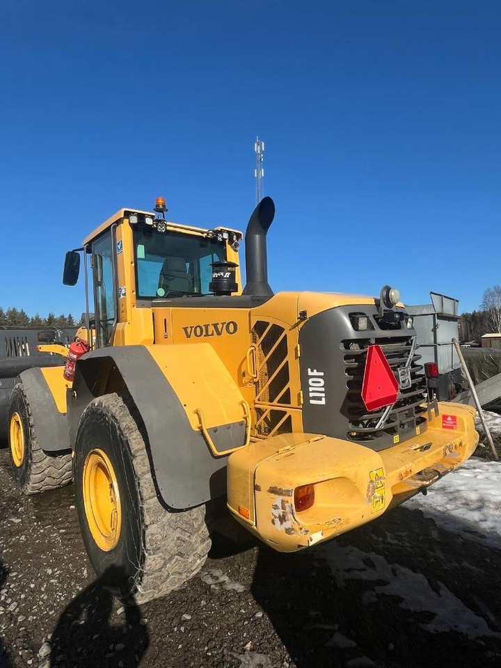 Volvo L 110 F - Ratinis krautuvas: foto 2 Volvo L 110 F - Ratinis krautuvas: foto 2
