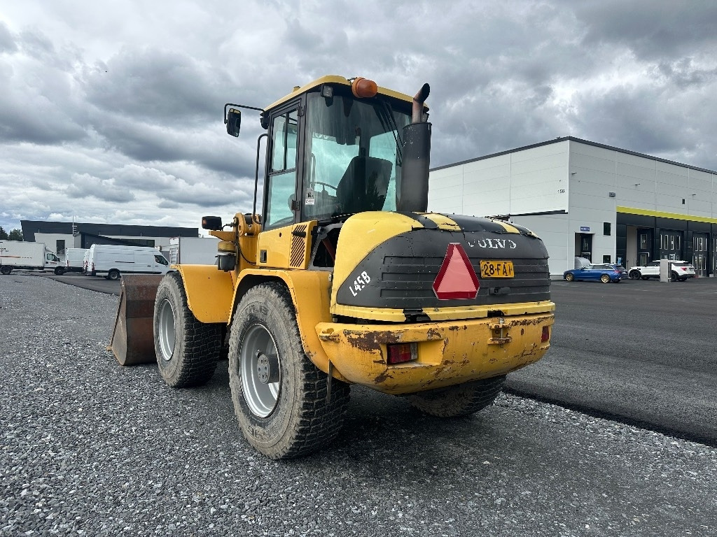 Volvo L45B 4X4 /245 - Ratinis krautuvas: foto 4 Volvo L45B 4X4 /245 - Ratinis krautuvas: foto 4