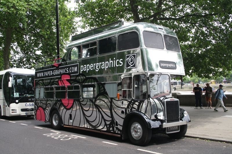 Leyland PD3 British Triple-Decker Bus Promotional Exhibition - Dviaukštis autobusas: foto 3 Leyland PD3 British Triple-Decker Bus Promotional Exhibition - Dviaukštis autobusas: foto 3