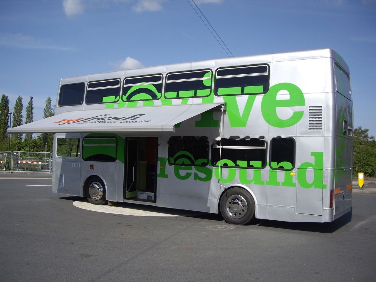 MCW METROBUS British Double Decker Bus Pub Bar Cafe Restaurant - Dviaukštis autobusas: foto 2 MCW METROBUS British Double Decker Bus Pub Bar Cafe Restaurant - Dviaukštis autobusas: foto 2